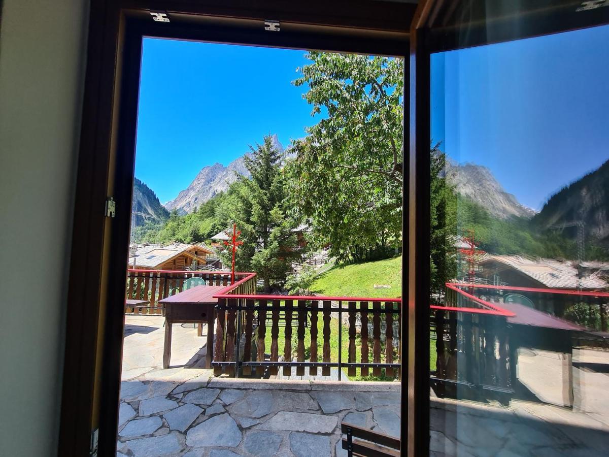 Hotel Dente Del Gigante Courmayeur Luaran gambar