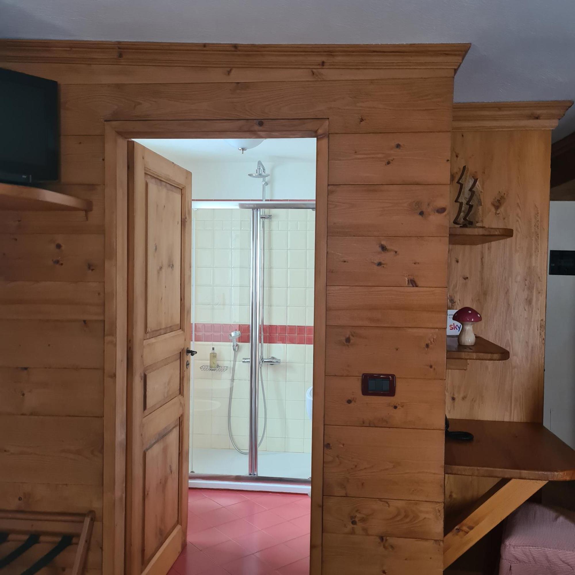 Hotel Dente Del Gigante Courmayeur Luaran gambar