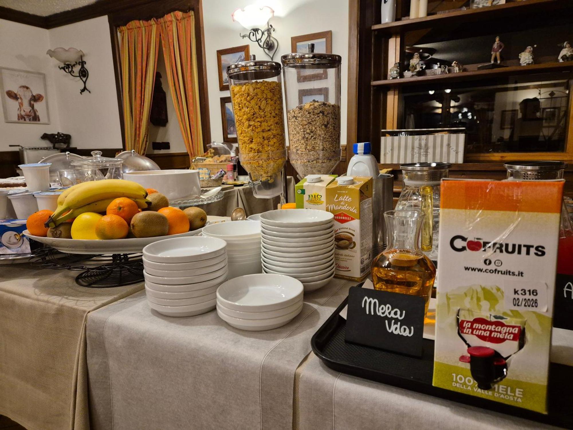 Hotel Dente Del Gigante Courmayeur Luaran gambar