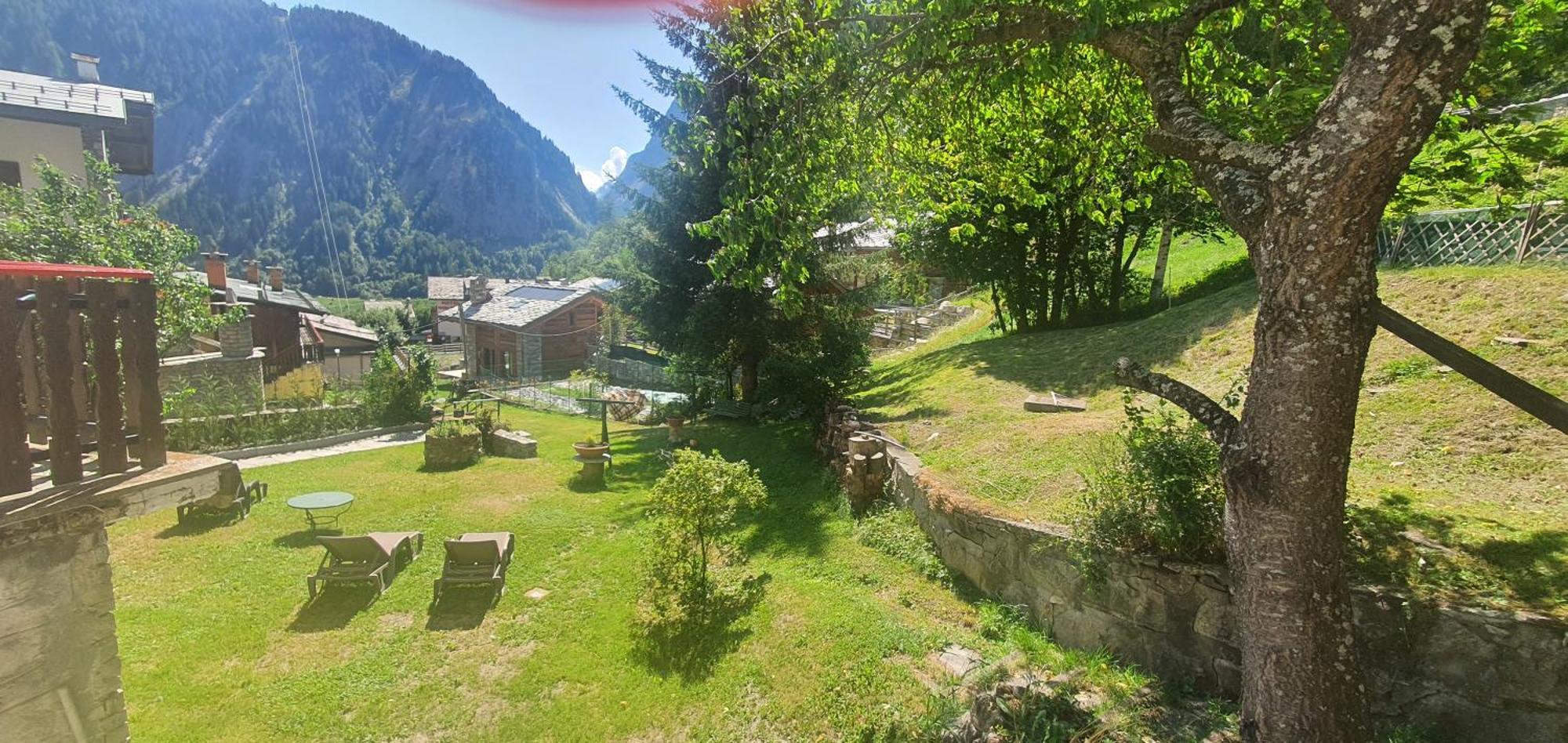 Hotel Dente Del Gigante Courmayeur Luaran gambar