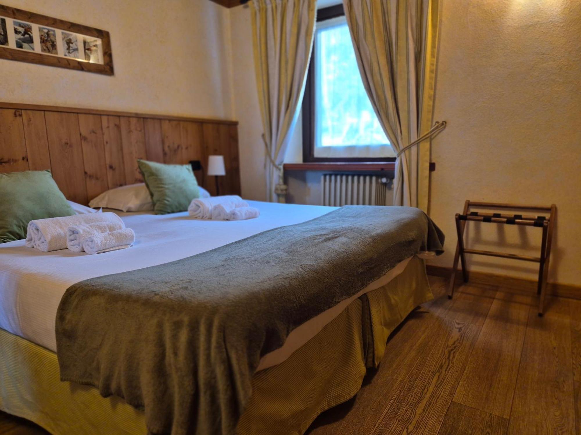 Hotel Dente Del Gigante Courmayeur Luaran gambar