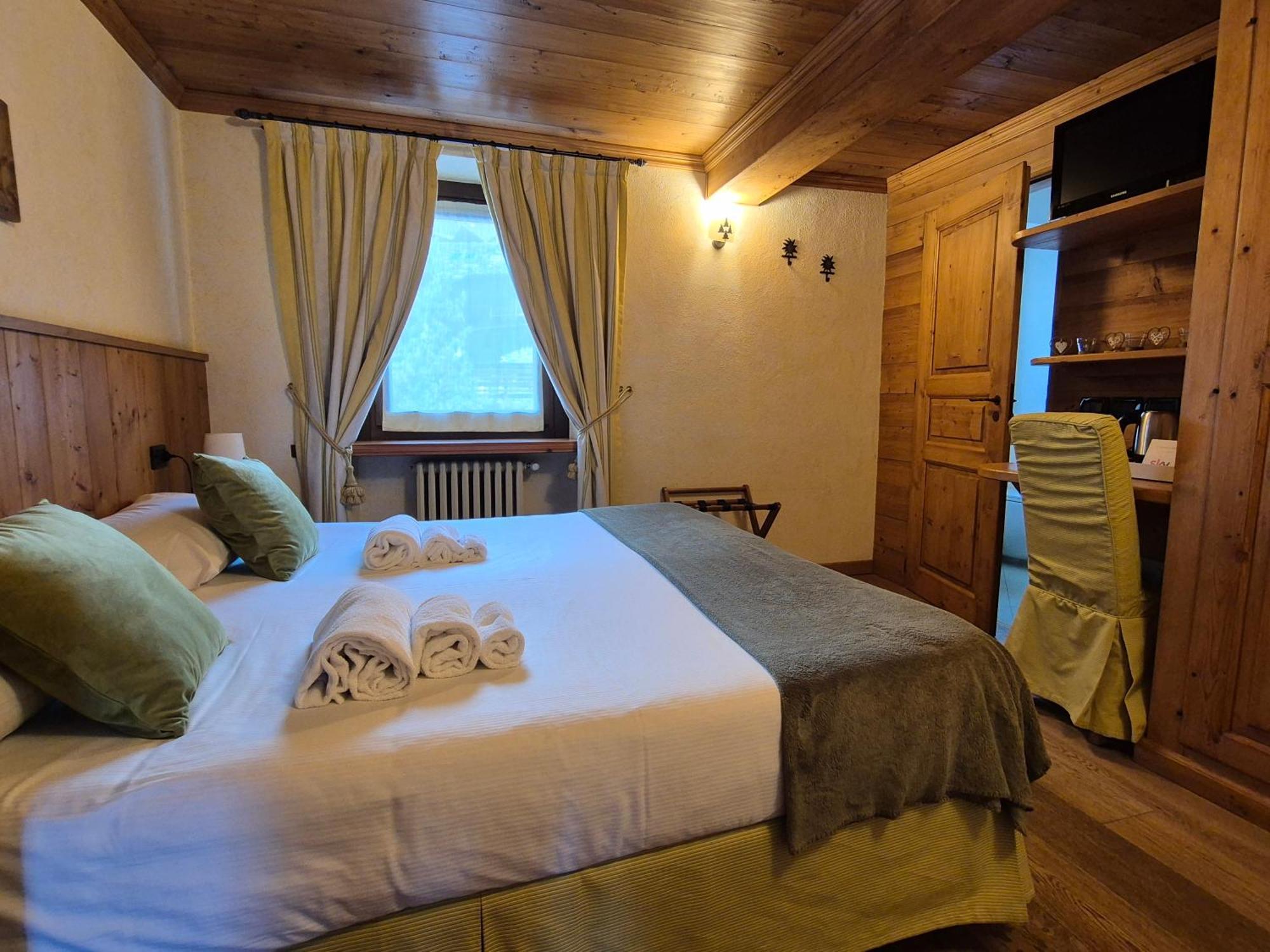 Hotel Dente Del Gigante Courmayeur Luaran gambar