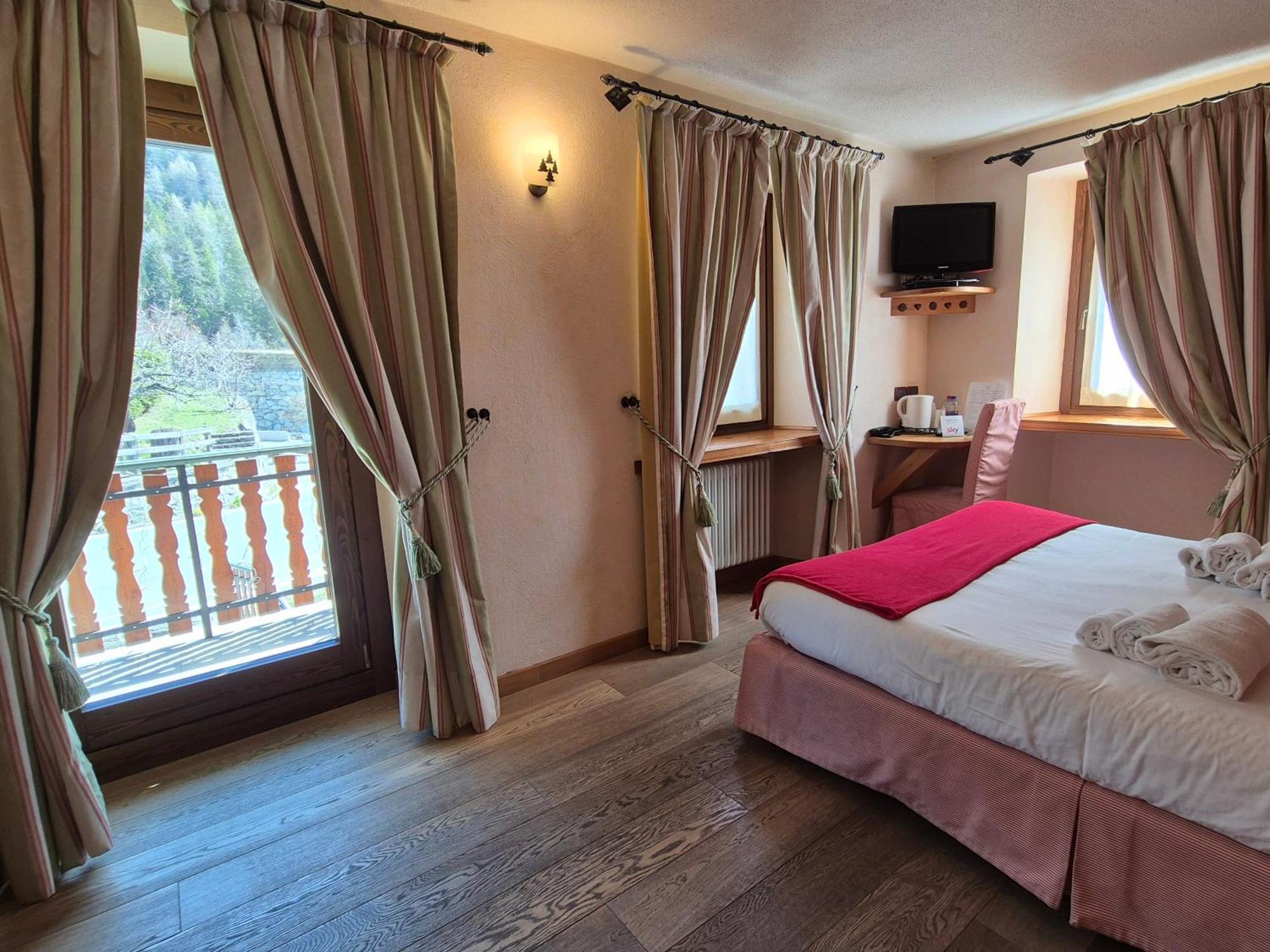 Hotel Dente Del Gigante Courmayeur Luaran gambar
